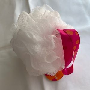 [Free If You Bundle $15+] Big Bath/Shower Pouf